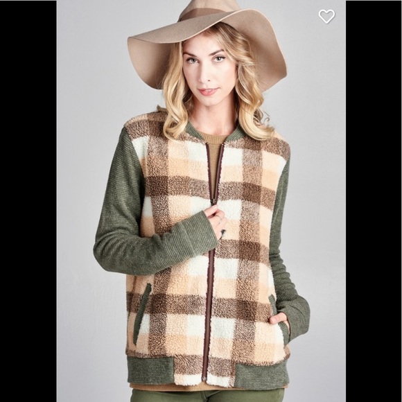 1 left❤️2 for $40❤️gingham Sherpa bomber jacket - Picture 2 of 10